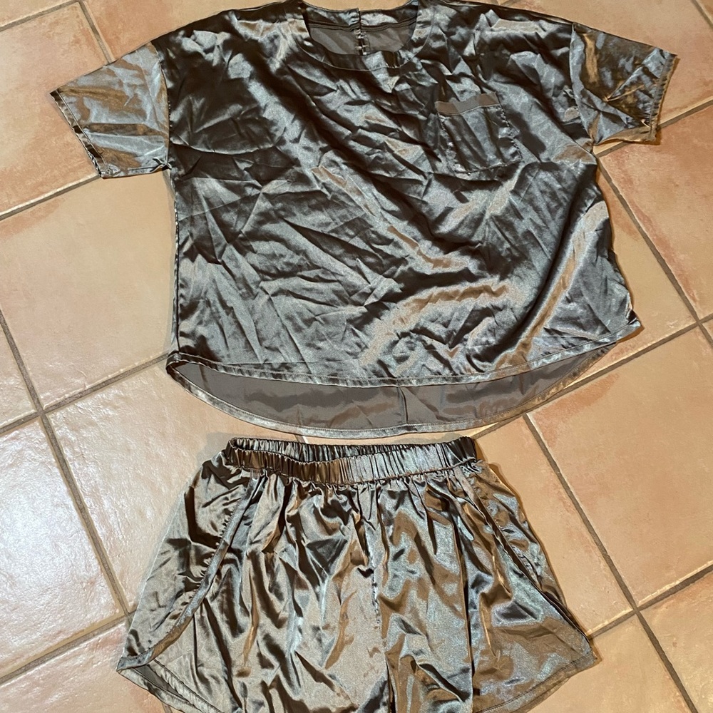 Silk night set